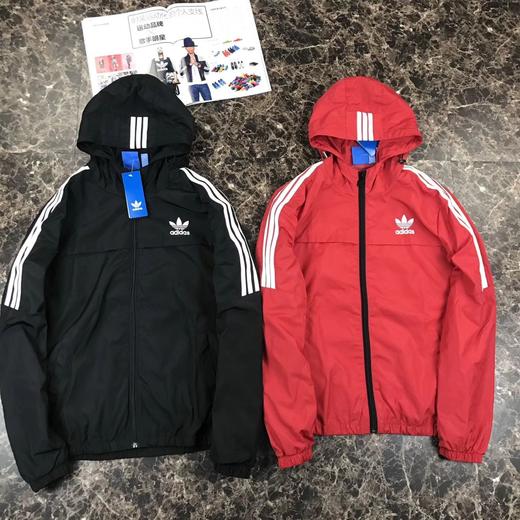 百搭adidas三叶草经典连帽梭织夹克冲锋衣防雨外套男款wd10001