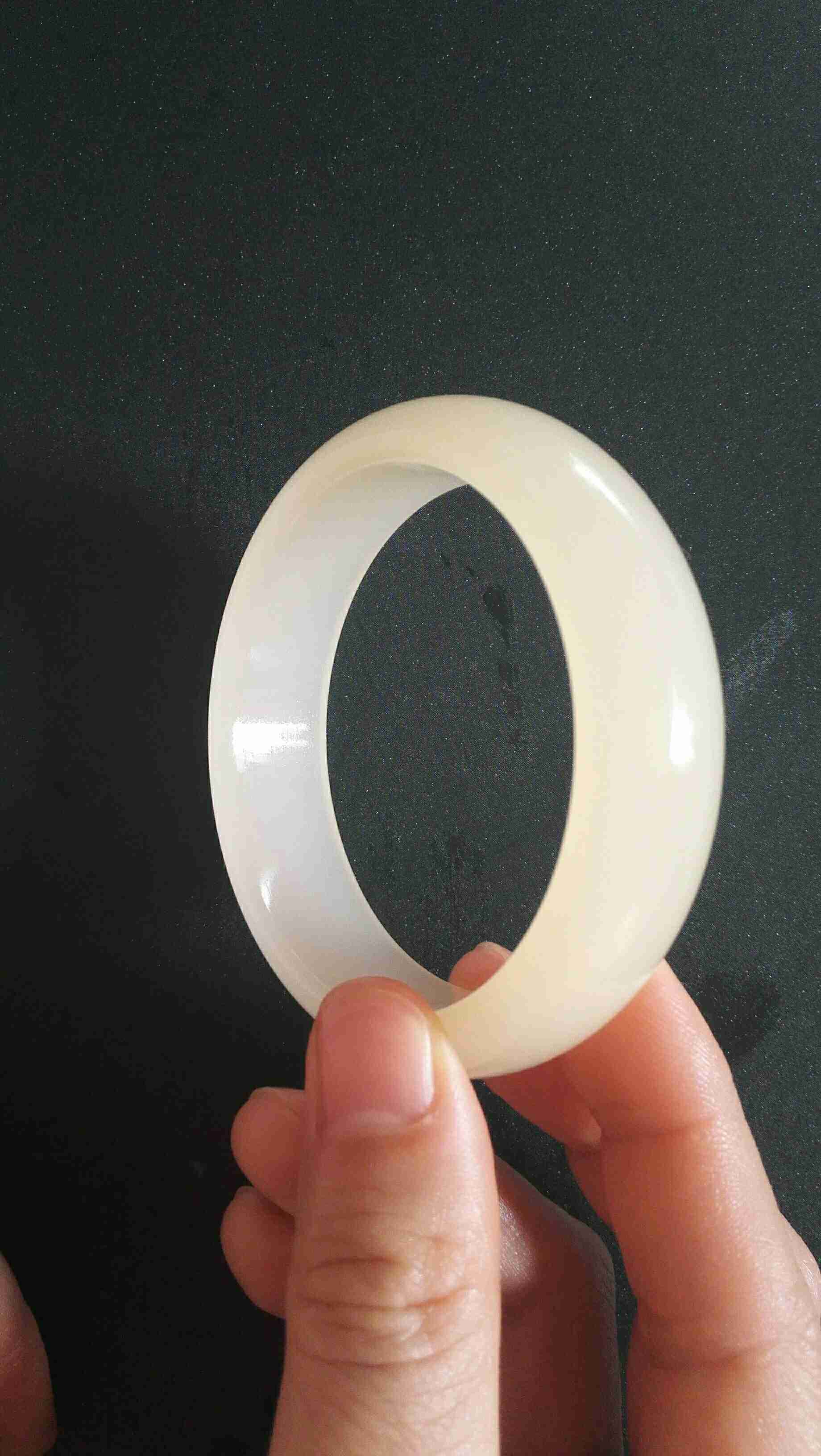新疆天然戈壁玉手镯乳白色54mm