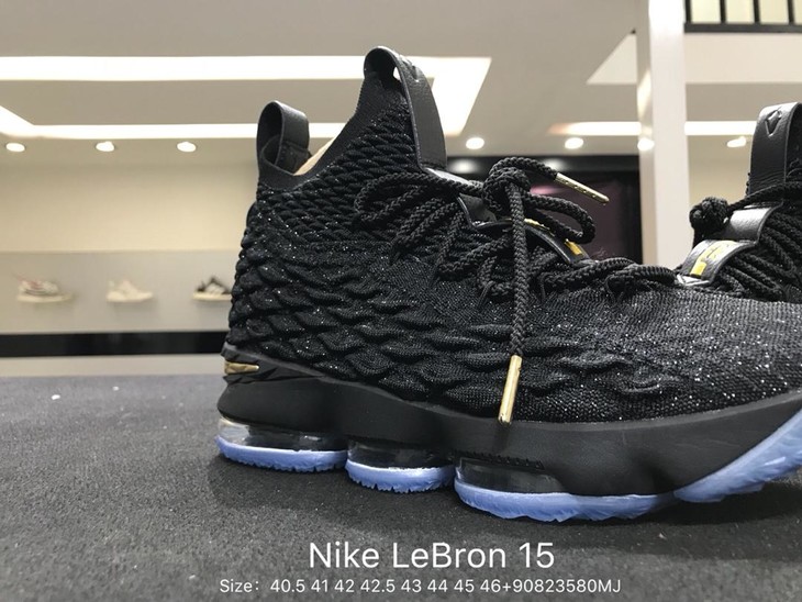 耐克nikelebron15詹姆斯15代龙鳞战靴高帮实战篮球鞋ao1754400