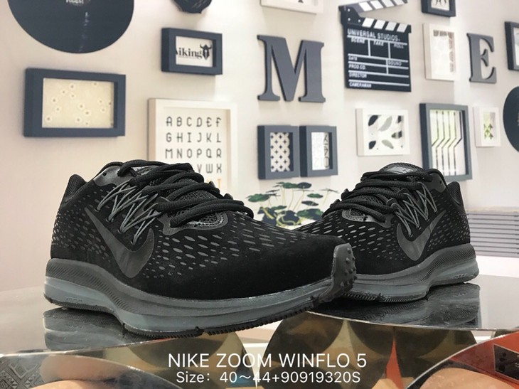 男鞋耐克nikezoomwinflo5登月5代猪八革轻盈休闲运动跑鞋aa7406002