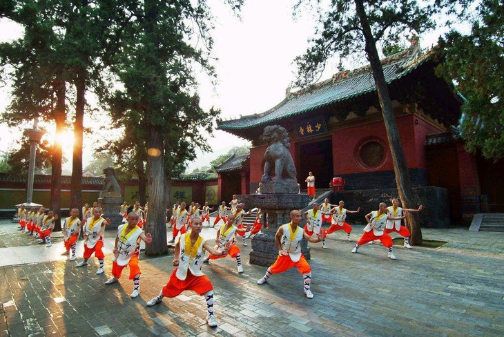 【五一大巴团】嵩山少林寺,洛阳老君山(伏牛山主峰,游龙门石窟,白马