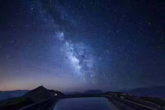 上海天文台专家说,安吉天荒坪是天文观测的理想地点,这里生态环境良好