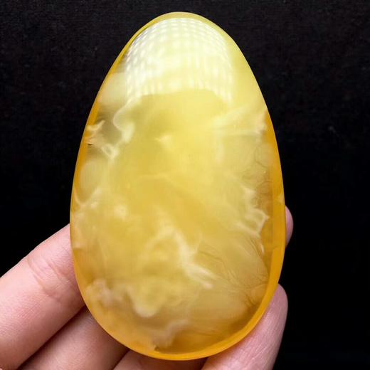 金绞蜜吊坠坠型修长绞蜜鲜明灵动飘逸全品瑕疵意境十足重33克