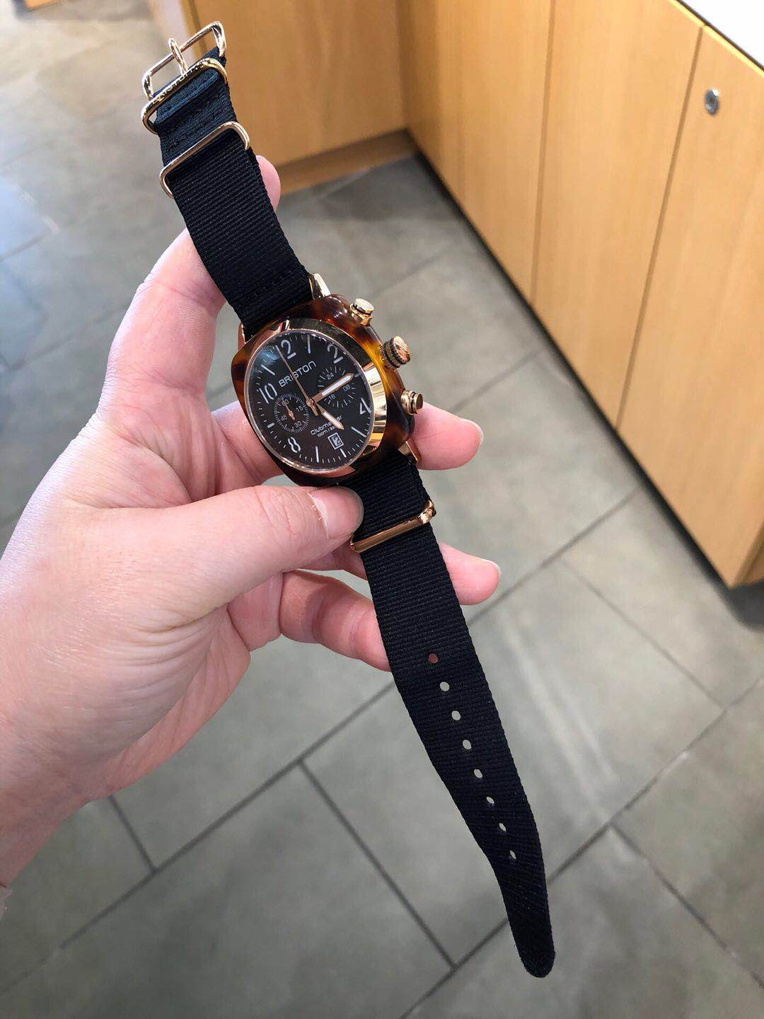 2 .沛纳海briston是什么品牌：沛纳海手表属于什么档次？ 