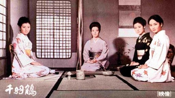 今は亡き情人の面影をとどめるその息子,菊治と出会った太田夫人は,お