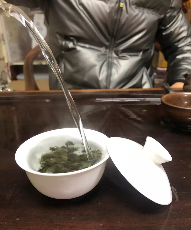 茶感:茶汤顺滑,甘甜醇厚,茶味十足,回甘持久强烈,唇齿留香,整体口感