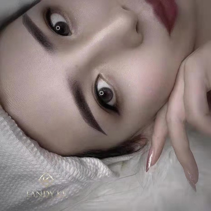 现价598元 两个套餐任选 轻奢小欧眉/魅惑明眸线 时下最流行柔绣技术