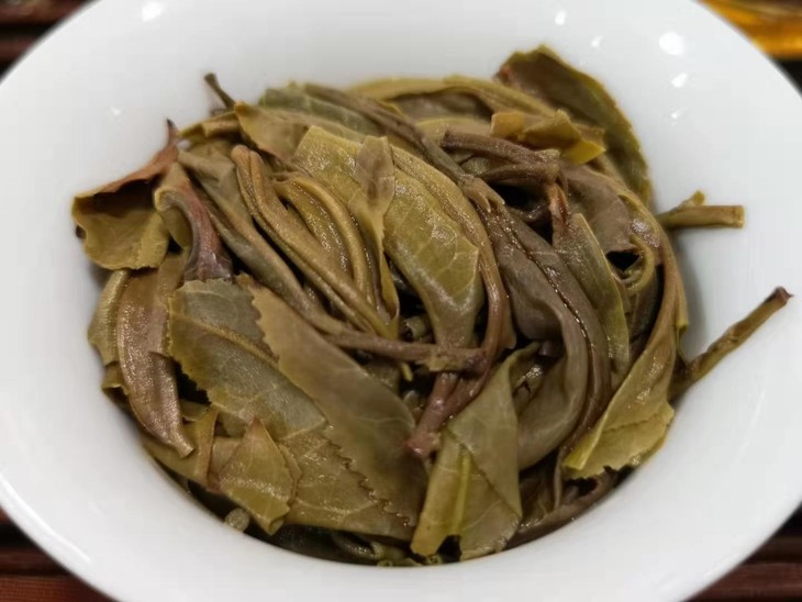 班盆古茶(200克饼)