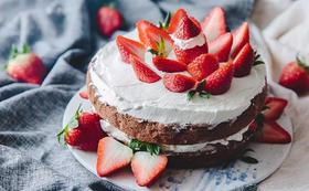 草莓可可裸蛋糕