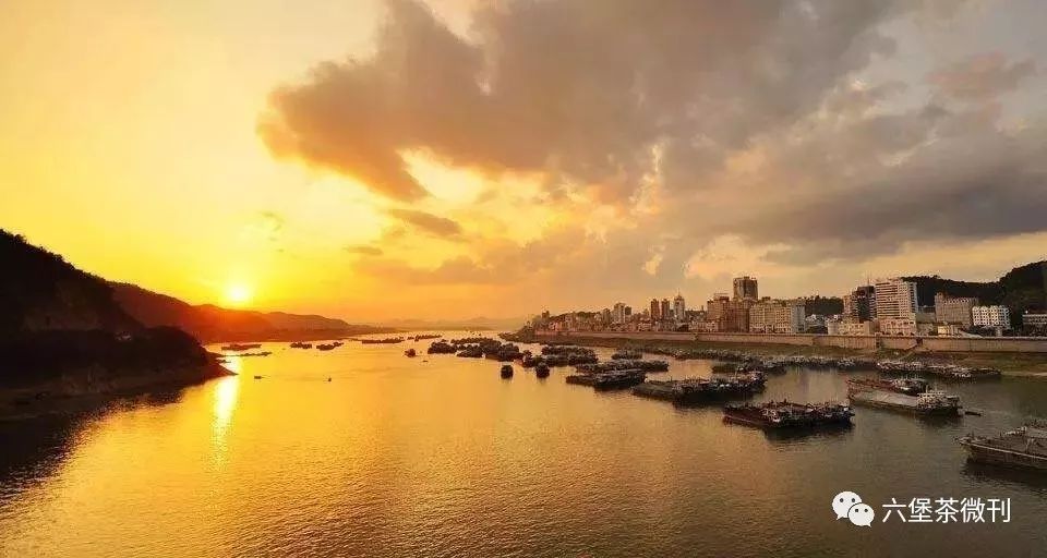 点击查看源网页