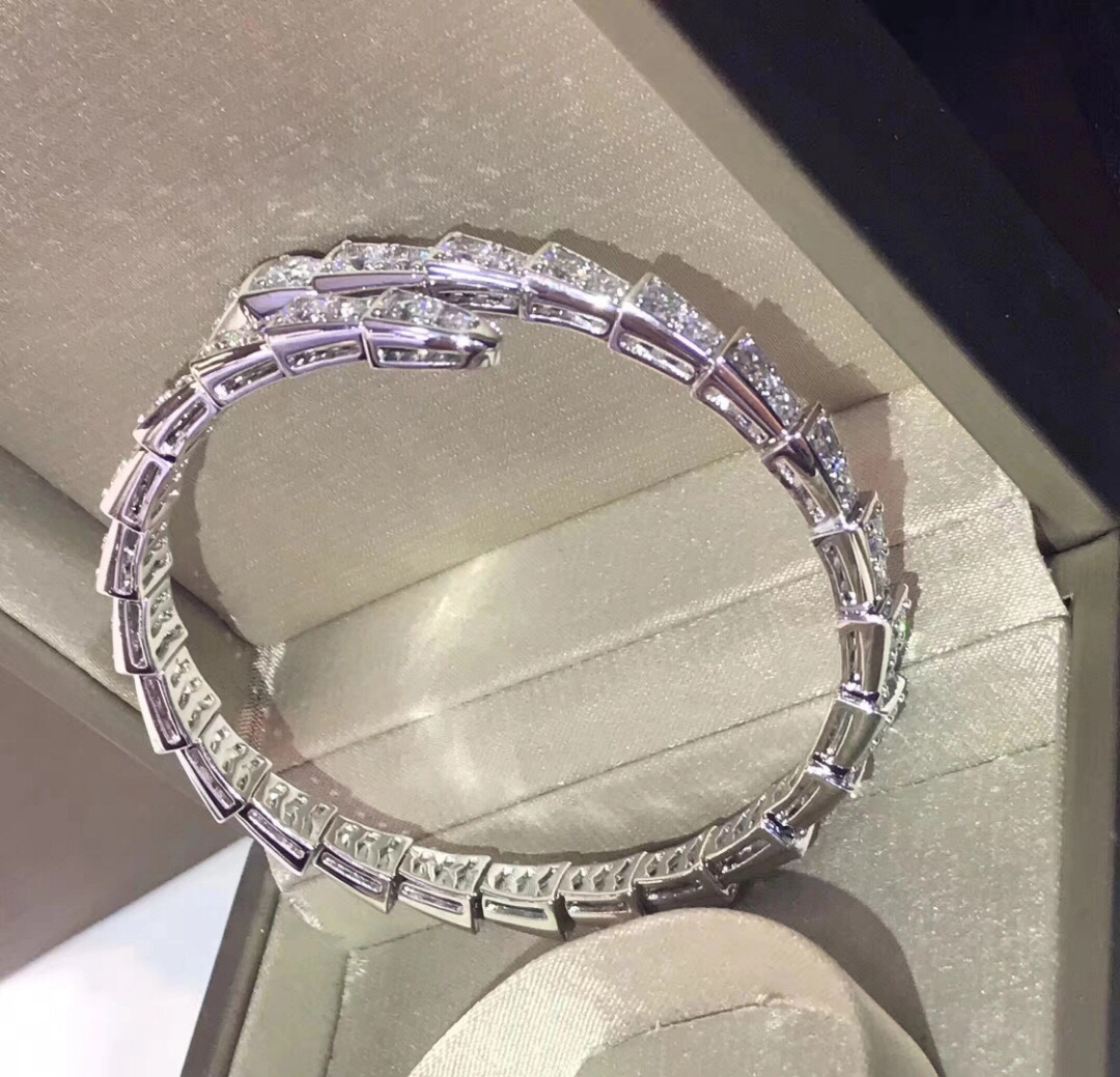 首饰【bvlgari宝格丽】serpenti系列蛇形手镯,耳环,耳钉,项链合集