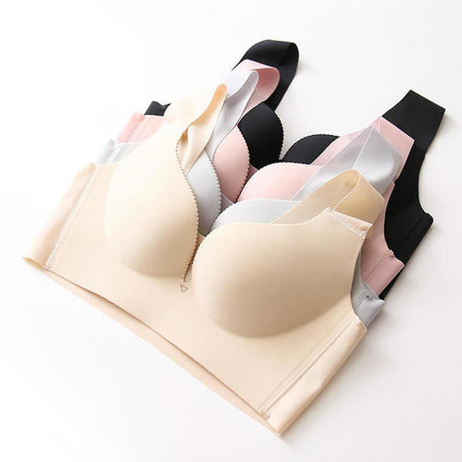 保护乳腺日本无钢圈丰胸内衣一片式剪裁贴身舒适轻薄透气高弹零束缚