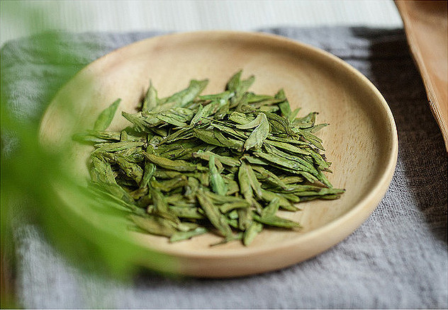 贡牌明前西湖龙井茶 西湖龙井制茶大师监制,鲜爽甘甜,唇齿留香