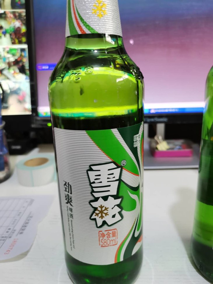 驿站雪花劲爽啤酒18瓶每瓶580ml