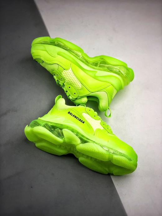 男女鞋 balenciaga triple s 荧光绿老爹鞋 巴黎世家