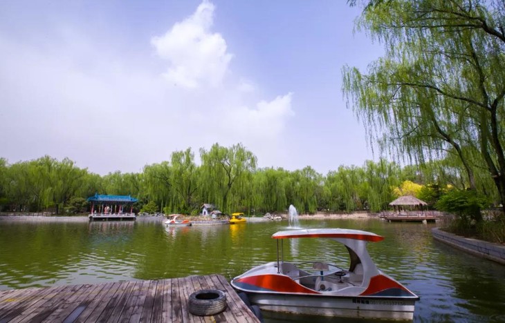 走木桩, 景区客服电话:010-83316030园区地址:北京市丰台区南宫南路1