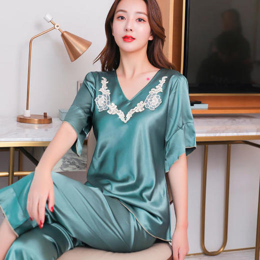 pdd夏季冰丝女睡衣女士大码性感夏天两件套装时尚新款薄款丝绸家居服
