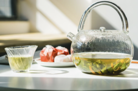 祛除湿气、降脂轻身的荷叶茶方与食方