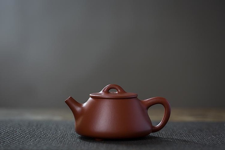 茶香记 大红袍平盖石瓢 紫砂壶 经典器型 平盖石瓢 君子之风 典雅大方