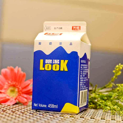 光明噜渴look酸奶458ml瓶保质期至202288
