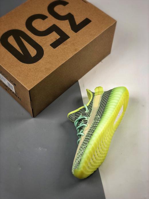 男女鞋 adidasyeezy 350v2 "yecheil"新荧光绿 跑鞋 350v2