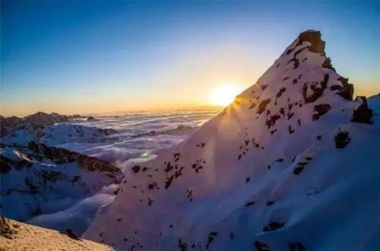 二期四姑娘山登上人生第一座5000米山峰