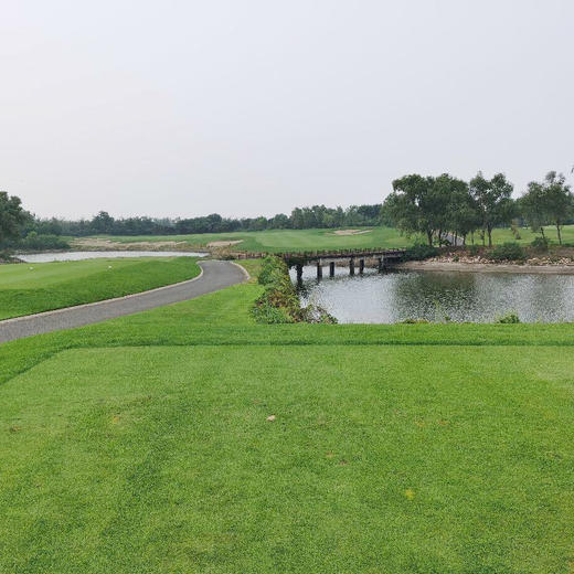 河北秦皇岛保利高尔夫俱乐部南戴河森林hebeiqinhuandaopolygolfclub