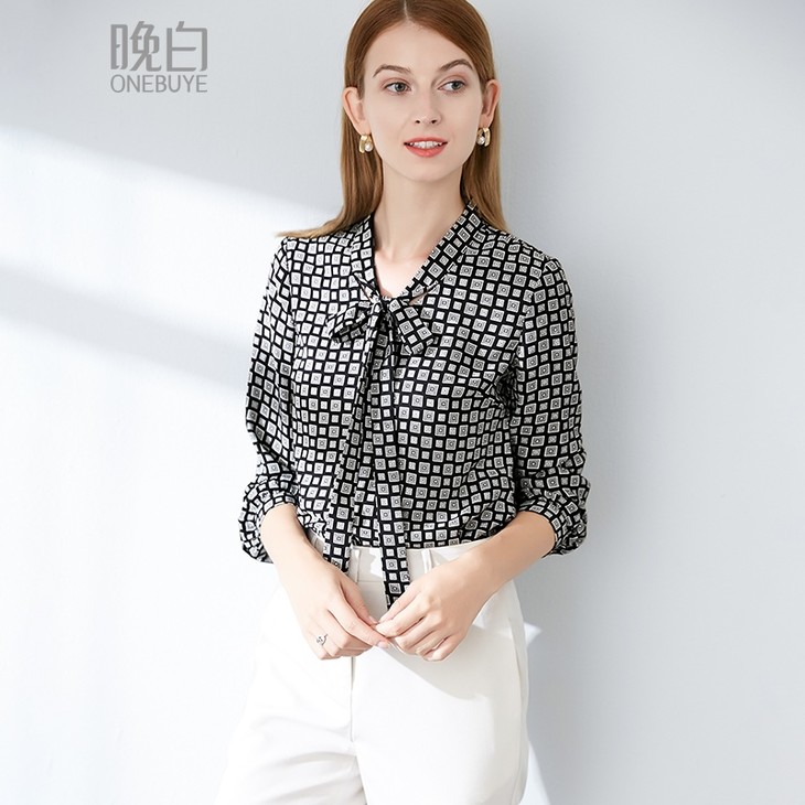 特卖价102晚白女装2020秋季新品时尚个性印花系带长袖休闲上衣雪纺衫