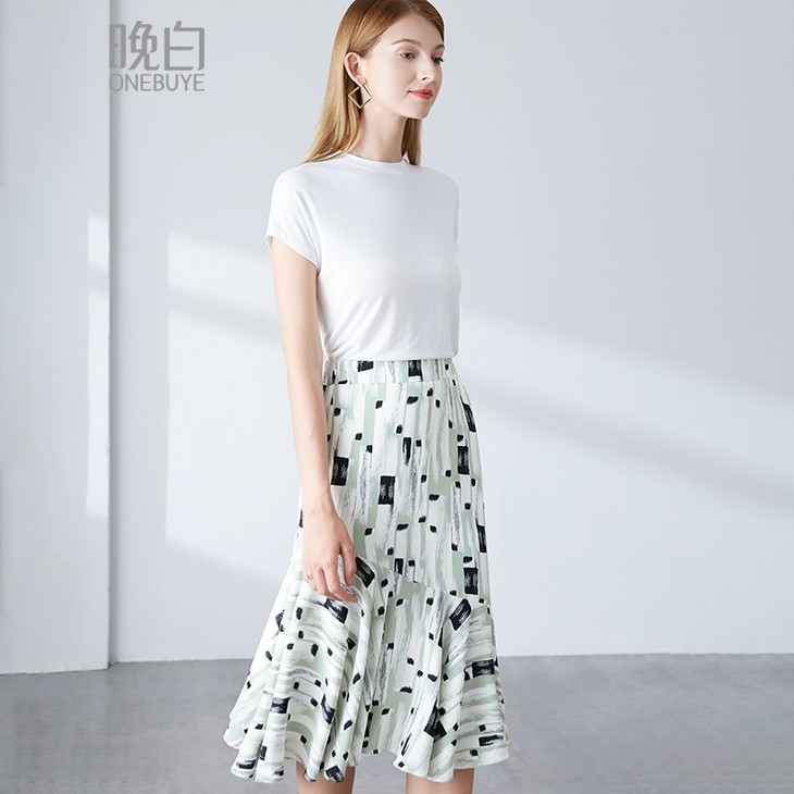特卖价202晚白女装2020夏季新品短袖t恤印花高腰不规则鱼尾半身裙时尚
