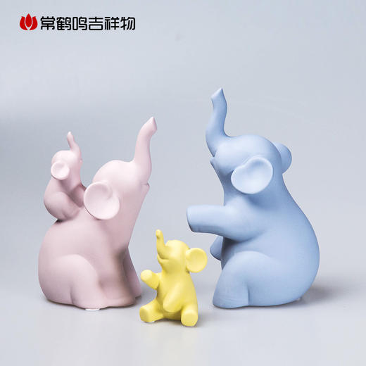 招财小萌象