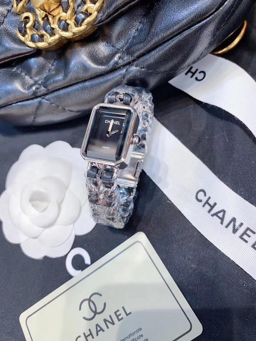 chanel premire rock 1987 vintage 中古品限量小黑金表系列腕表,表盘