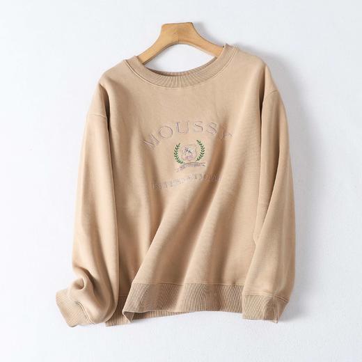 2020冬季新品女装圆领刺绣字母落肩休闲套头卫衣c110610