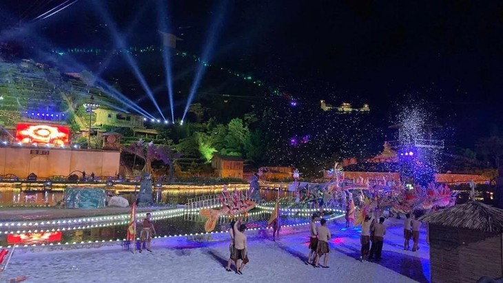 跟团游周三周六大宝山千年火龙灯光秀水寨剧场纯玩一天游