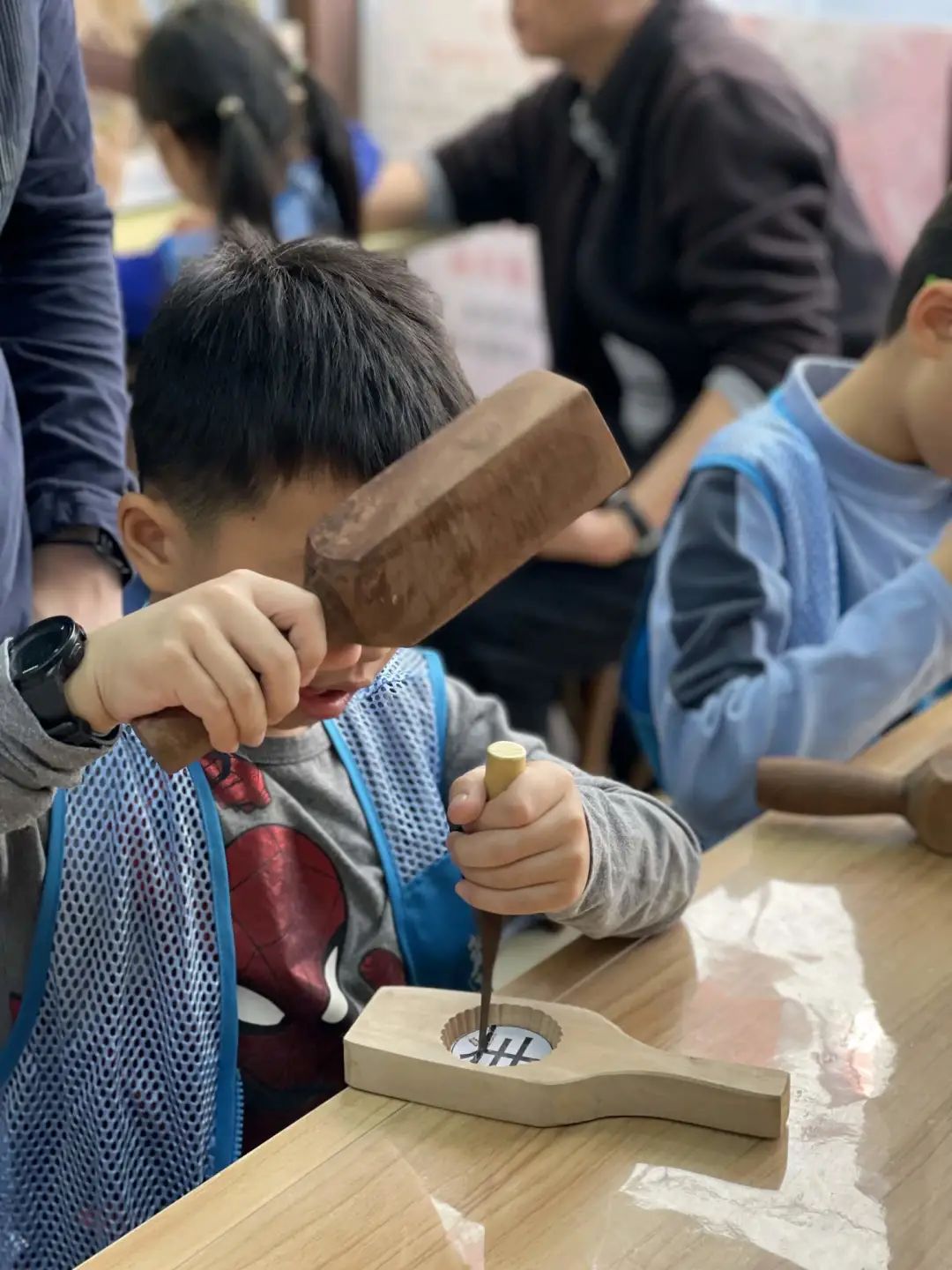 永庆坊西关饼印非遗研学体验:吃饼 带木制饼印回家