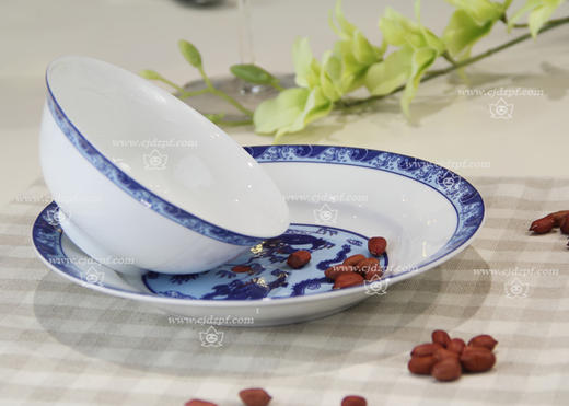 景德镇 陶瓷 国瓷红叶 26头云水祥龙中餐具 商品图2