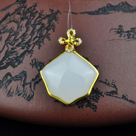 玉玲珑 和田玉金镶玉吊坠18k金温雅情节 - 玉玲珑珠宝商城