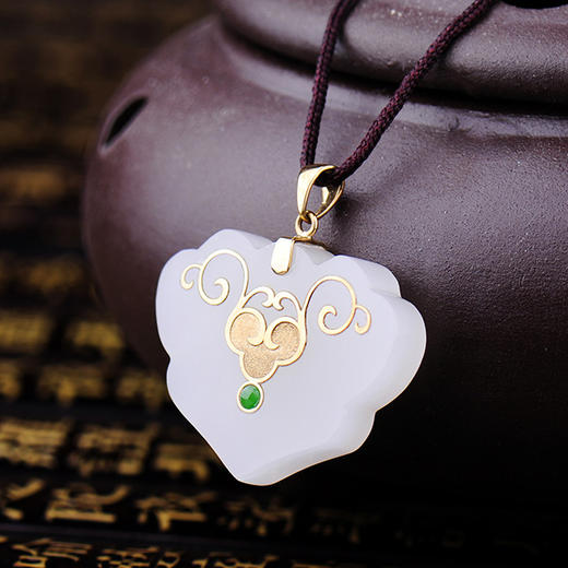 玉玲珑金镶玉和田玉吊坠18k金镶爱心白玉坠女项链心形玉石玉佩新品