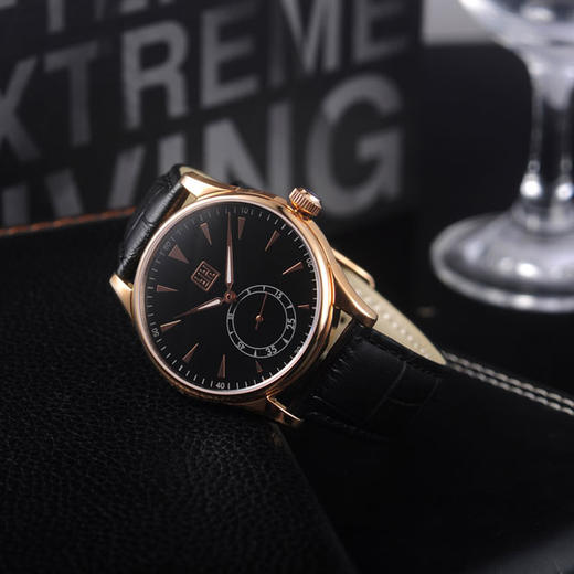 和田玉腕表墨玉表盘