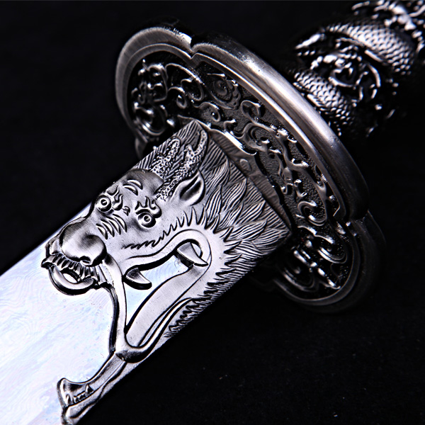 康熙战刀—手工雕刻龙纹 折叠锻打百炼花纹钢未开刃