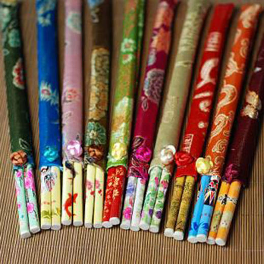 【为思礼】复古中国风 天然绿色精美布套工艺竹筷(10双) 商品图0