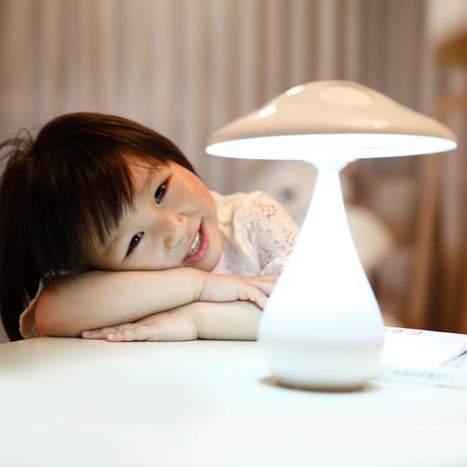 【为思礼 doulex】负离子蘑菇空气净化台灯 充电护眼学习台灯 创意家居 品味生活 商品图0