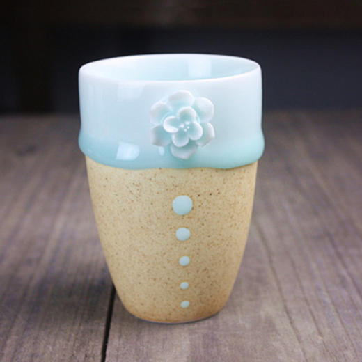 【为思礼】花茶杯 杯口捏花影青流釉牛奶杯 创意陶瓷礼品杯 商品图0