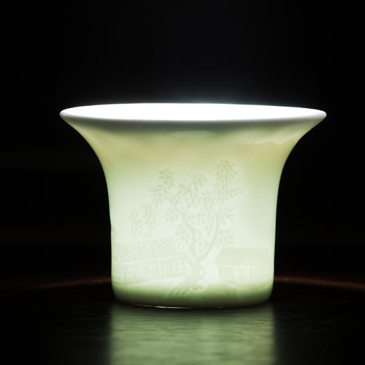 【为思礼】春夏秋冬 闻香杯普洱茶杯 青白瓷浅浮雕  手工雕刻礼盒装 商品图3