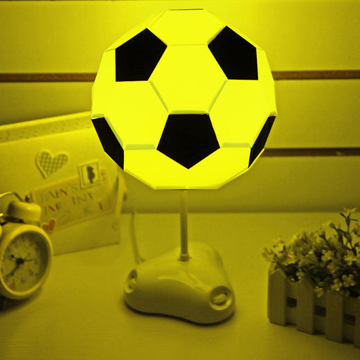 【为思礼】DIY 折叠足球台灯 世界杯 USB电池双模式供电 七彩灯光 创意家居 品味时尚生活 商品图2