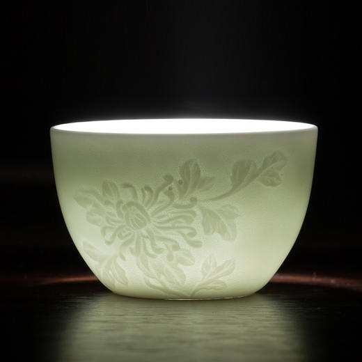 【为思礼】梅兰竹菊 鸡缸杯 青白瓷浅浮雕  手工雕刻礼盒装 商品图4