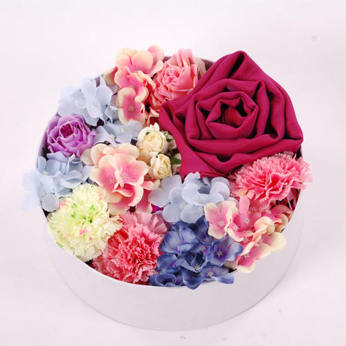 （永久下架）丝绸故事 高档真丝丝巾花礼盒 三号色 商品图0