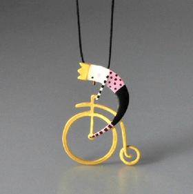 Kiss the Frog－骑车的青蛙王子 项链［希腊设计师］