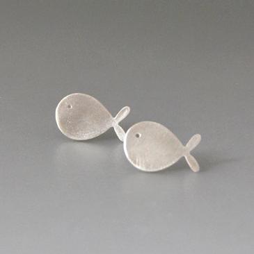 Kiss the Frog-可爱的鱼 耳钉［希腊设计师］ 商品图0