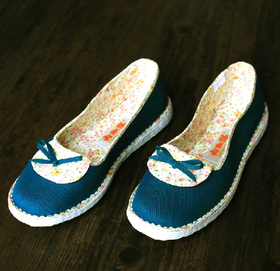 内联升女鞋低帮单鞋手工千层底手工花舌边8698A