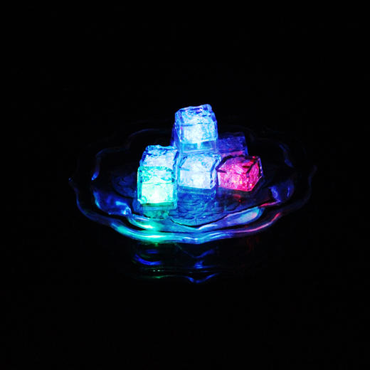 多彩水晶魔术灯，微电子冰砖，刺身，装饰佳品防水沾水即亮，多彩变换！10只装 商品图4